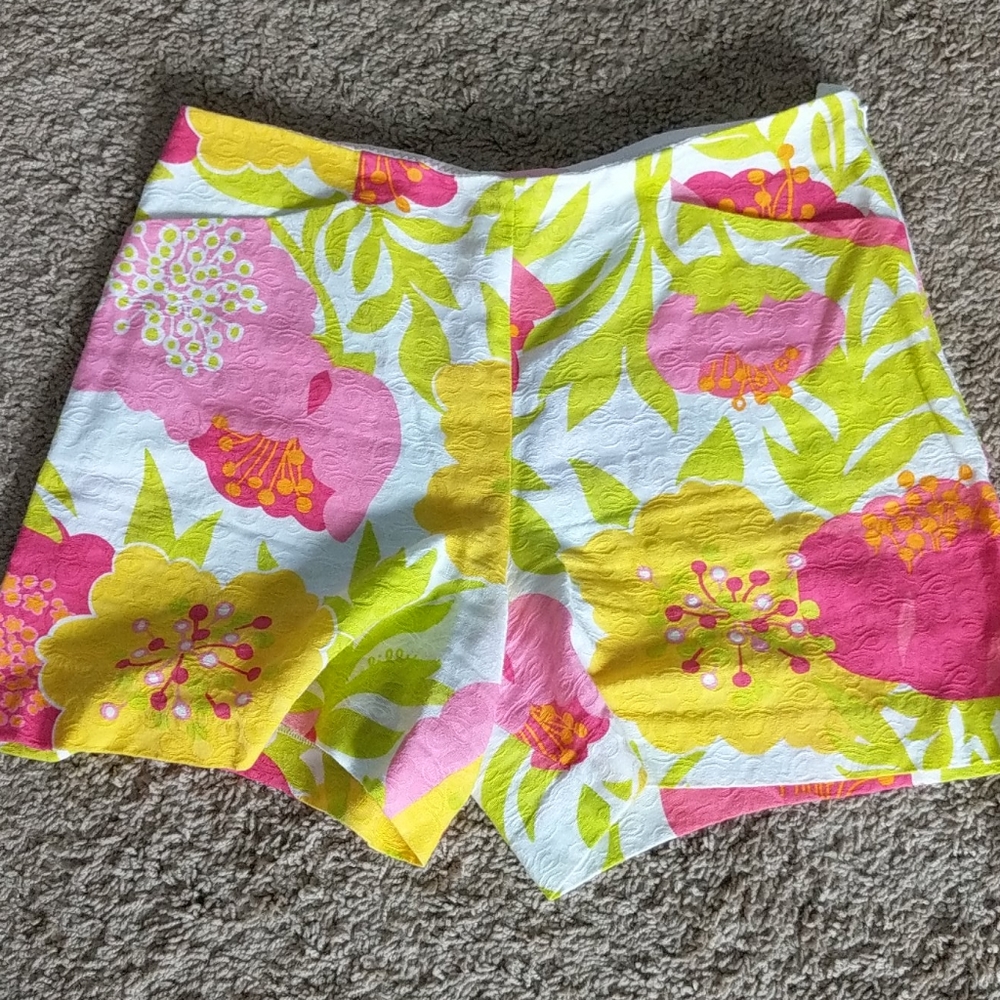 Lilly high waist shorts